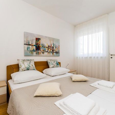 Summer Breeze Pool Apartments Novalja Ruang foto