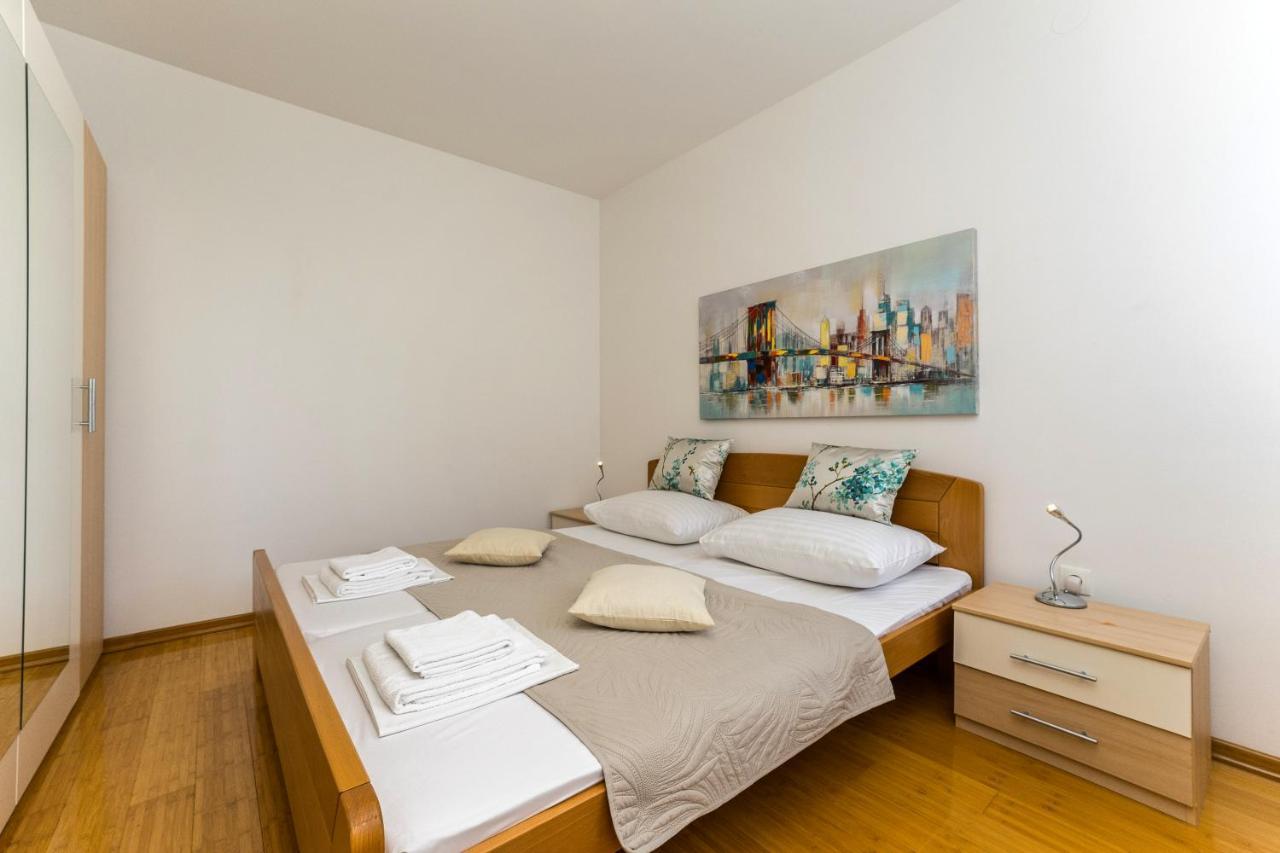 Summer Breeze Pool Apartments Novalja Bagian luar foto