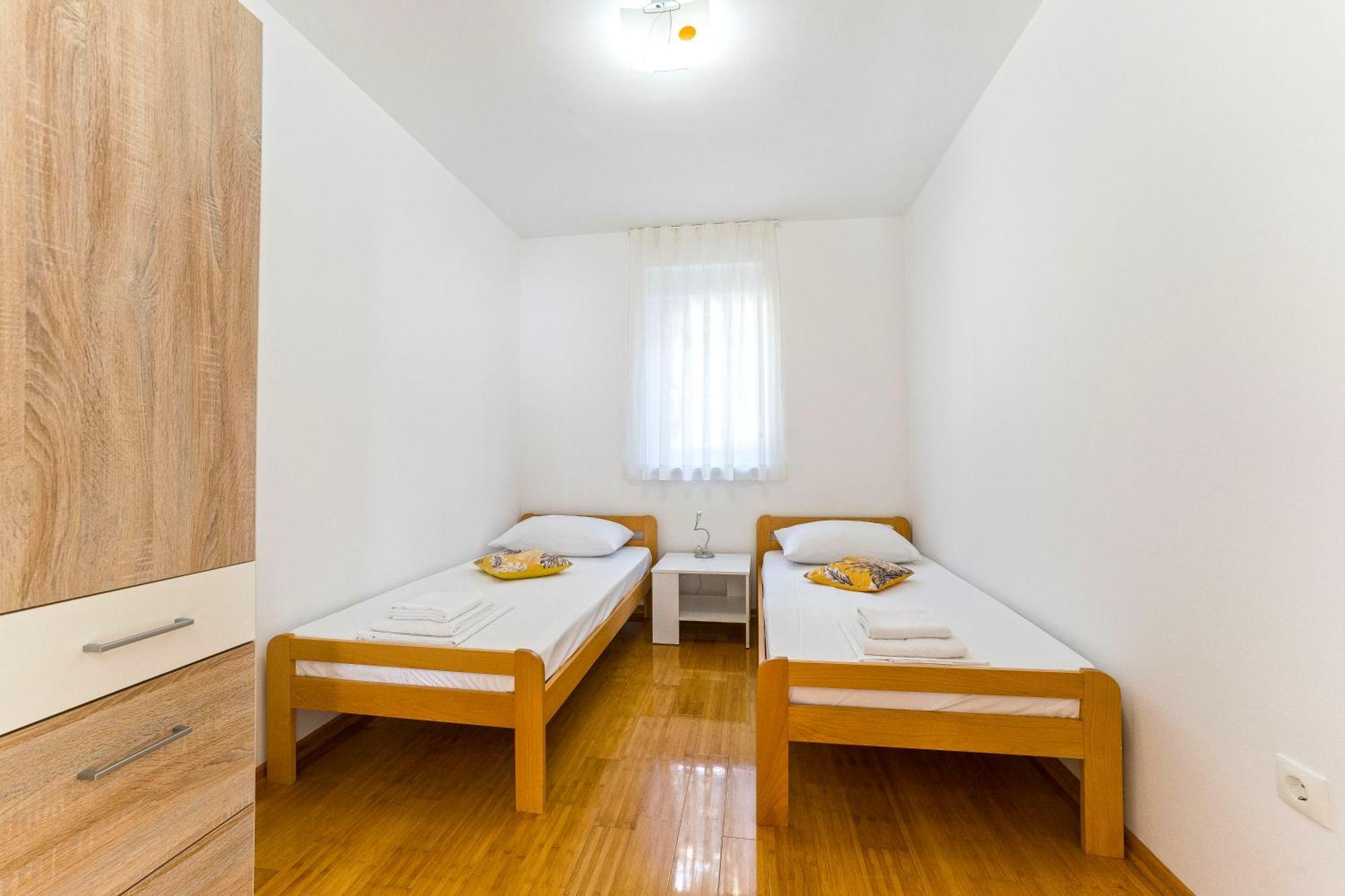 Summer Breeze Pool Apartments Novalja Ruang foto